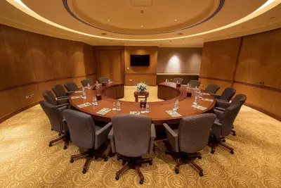 Emirates Centre - C 044