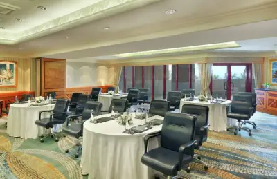 Dhahran Meeting Room