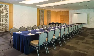 Capital Suite 8