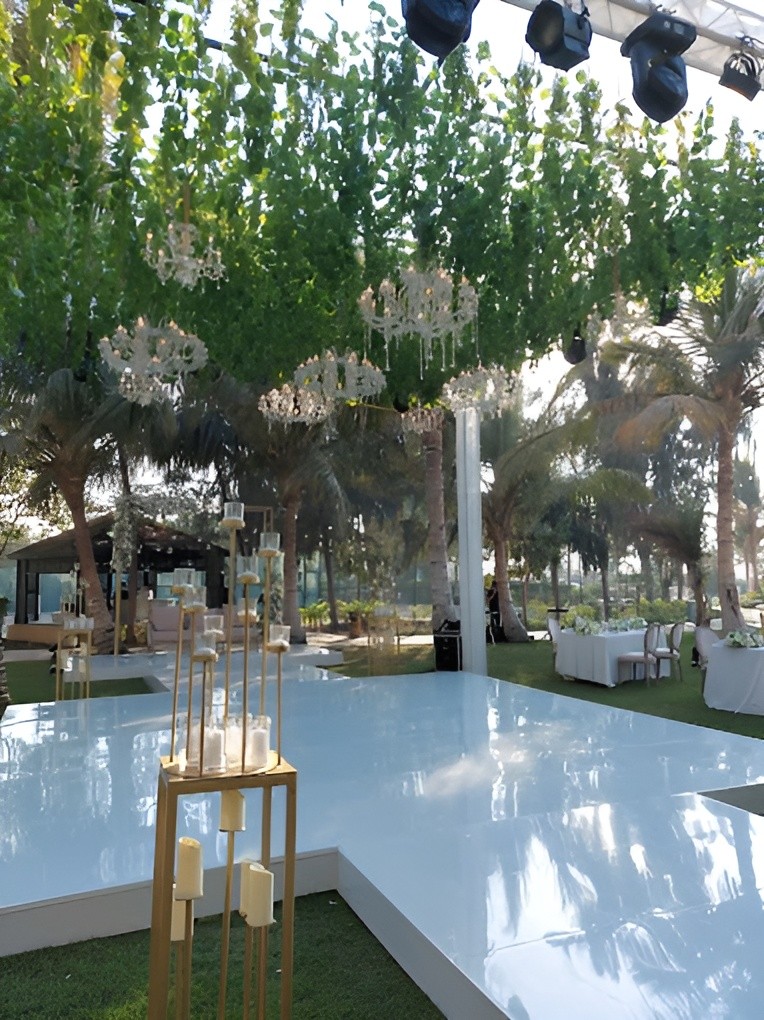 Fountain Lawn