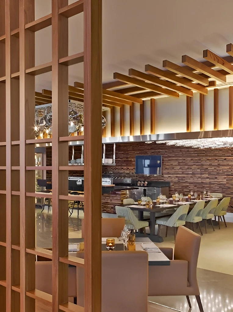 Level Seven Restaurant Dubai