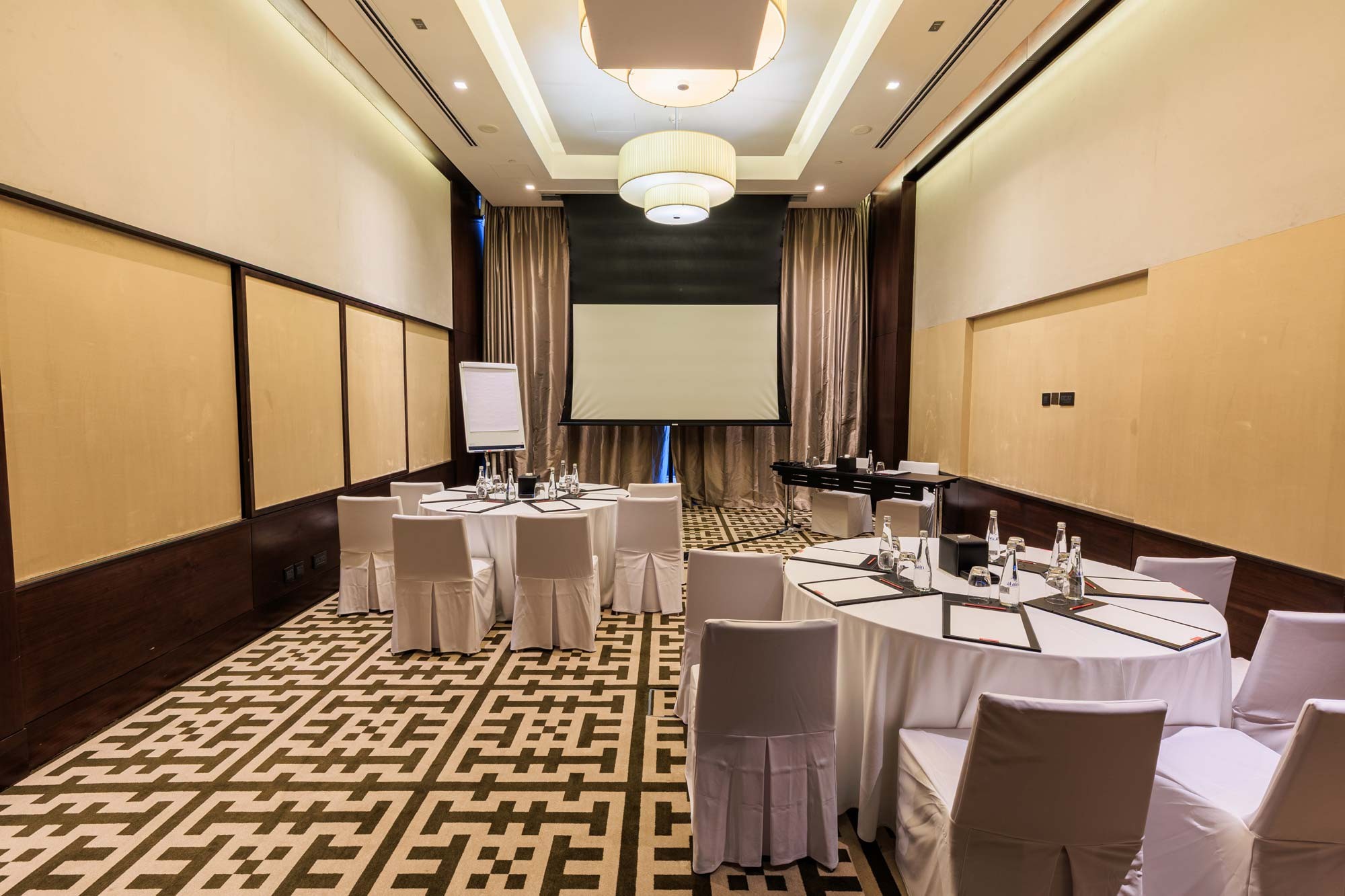 Grand Hyatt Abu Dhabi - Qimasha 1