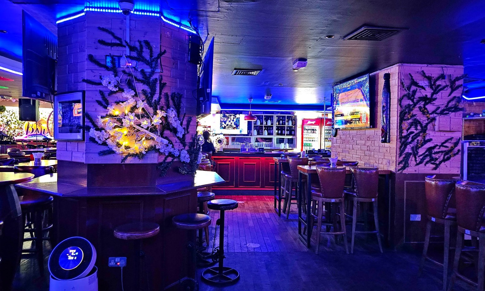 Bar