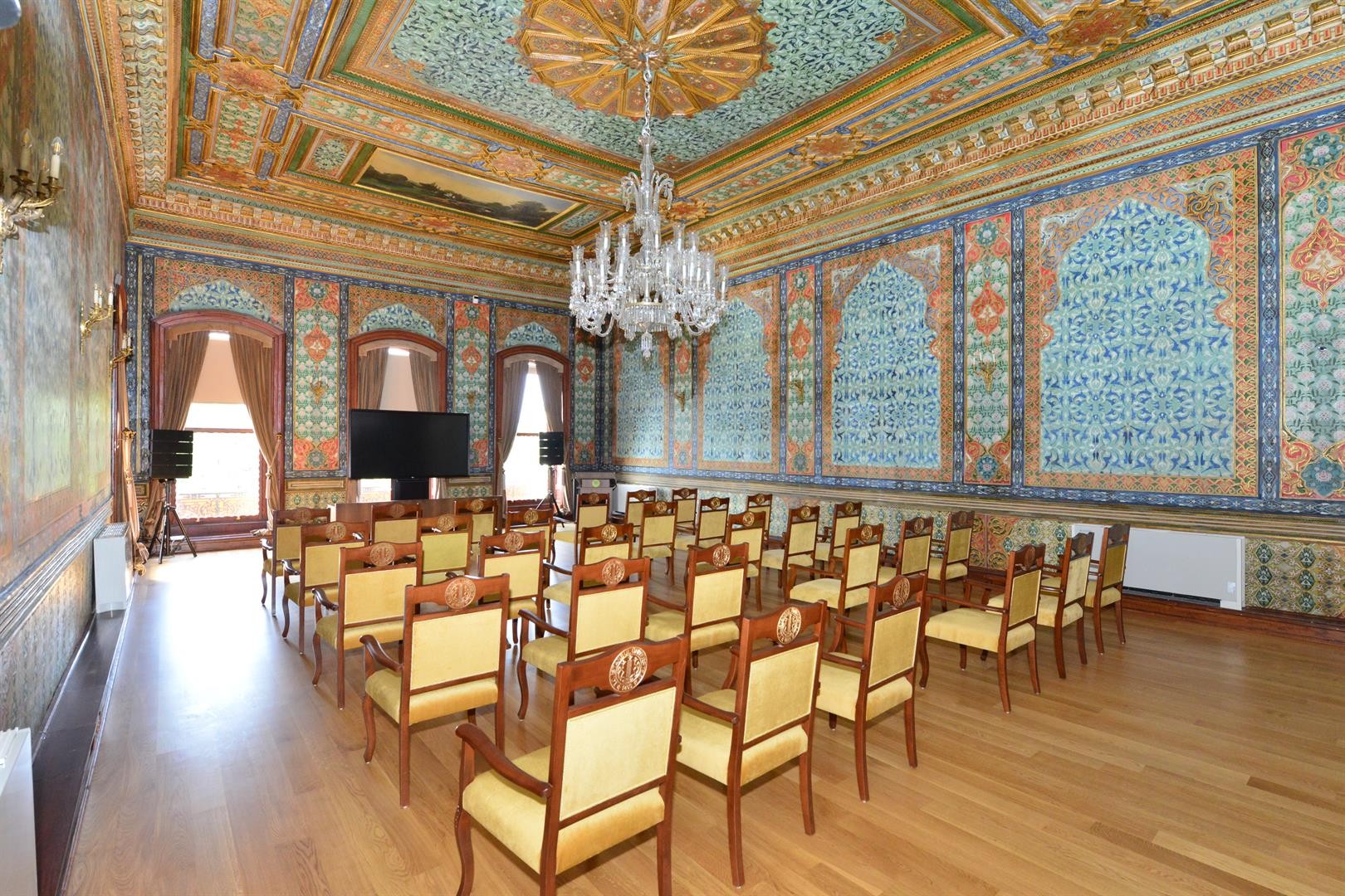 Istanbul University